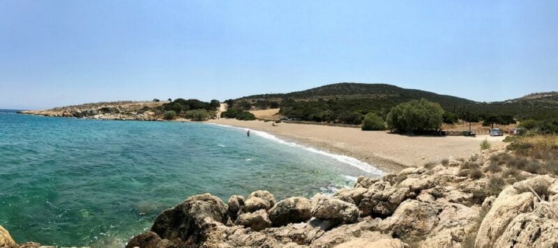 La plage de Tripiti à Paros