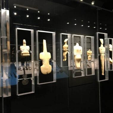 figurines - musée d art cycladique d'athènes