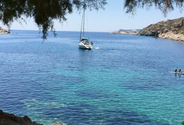 l'île de Sifnos dans les Cyclades, plage de Faros