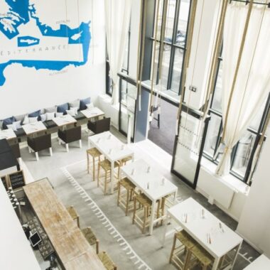 Un vrai restaurant grec à Paris, Yaya