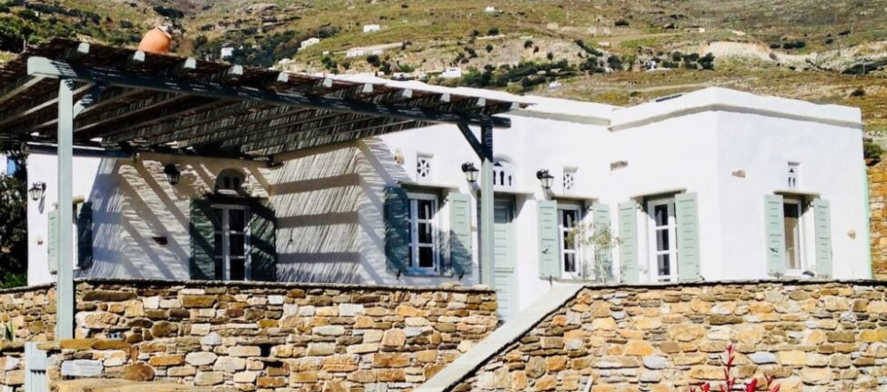 Louer une maison à Tinos dans les cyclades à tinos