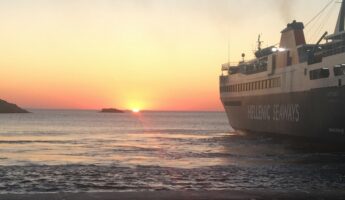 traversée bateau ferry pour les îles grecques