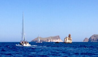 Excursion en bateau à Milos -Le tour de l'île de Milos en bateau