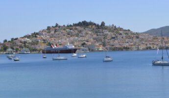 Poros, une île grecque proche d'Athenes
