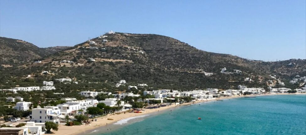 Cyclades : la plage de Platis Yialos à Sifnos