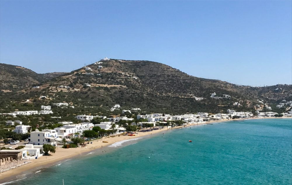 Cyclades : la plage de Platis Yialos à Sifnos