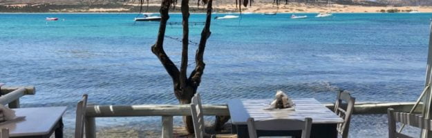 Lîle Antiparos en Grèce dans les Cyclades