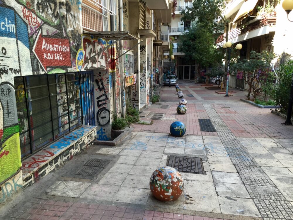 Athènes insolite - le quartier exarchia à athènes