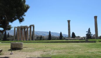 Temple de Zeus à Athènes : dieu des dieux grecs