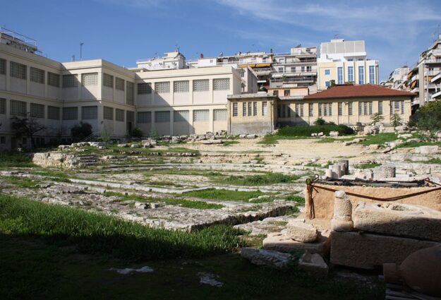 Musée archéologique du Pirée et théâtre grec