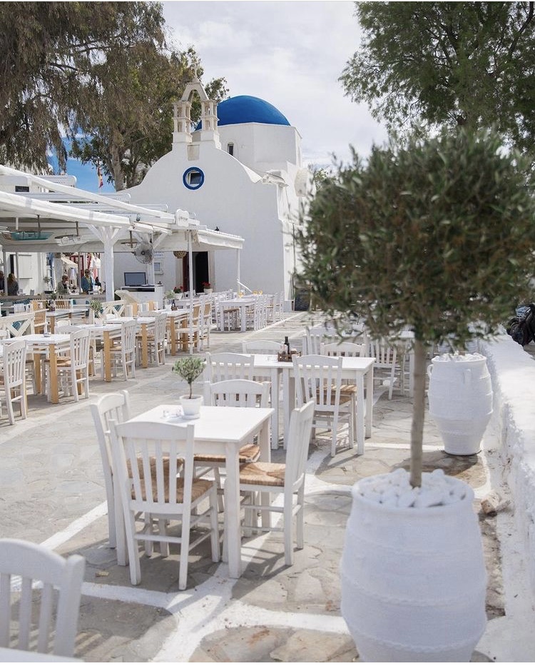 Nice n Easy restaurant Mykonos taverne dans la chora vegetarien Mykonos Grece