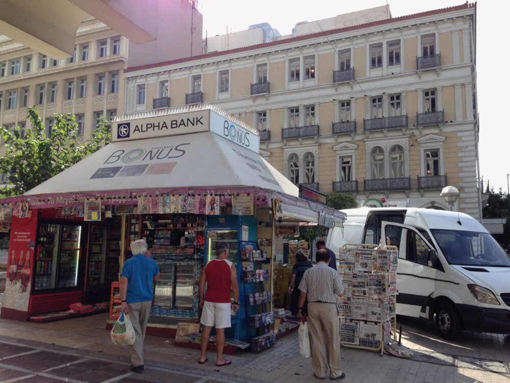 kiosque ou periptero rue d'Athènes