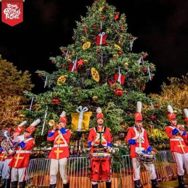 Fanfare des petits soldats de plomb - Christmas Factory à Athènes