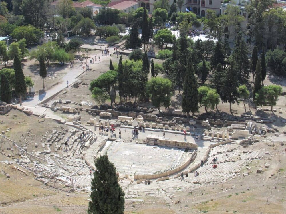 théatre grec antique de dionysos à l'Acropole d'Athènes
