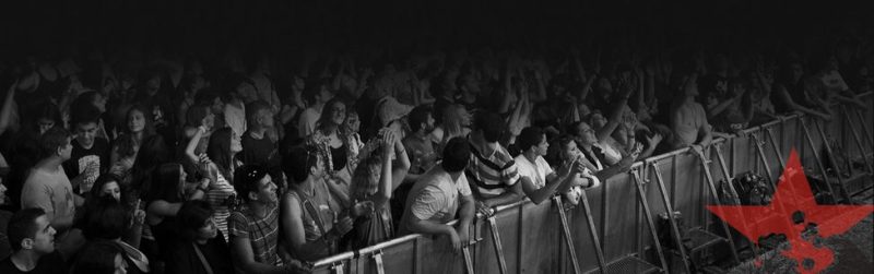foule à un concert - rockwave festival à Athènes