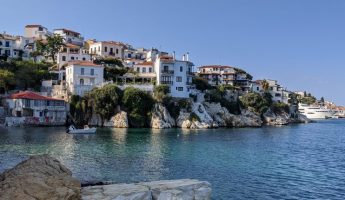 Visiter Skiathos dans les Sporades, vue du port