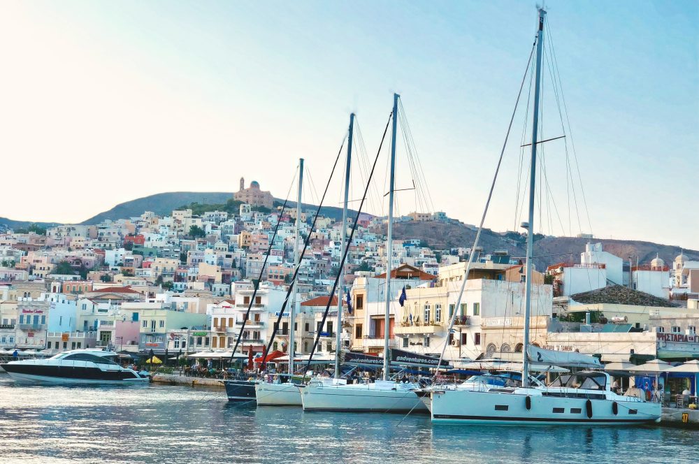 Le port de l'île de Syros